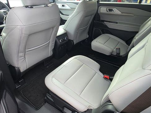 New 2026 Ford Explorer Active image 6