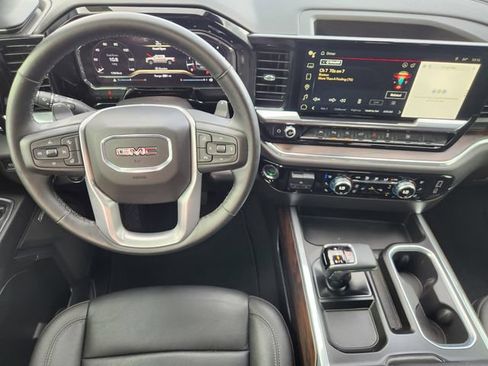 Used 2024 GMC Sierra 1500 SLT RWD image 27