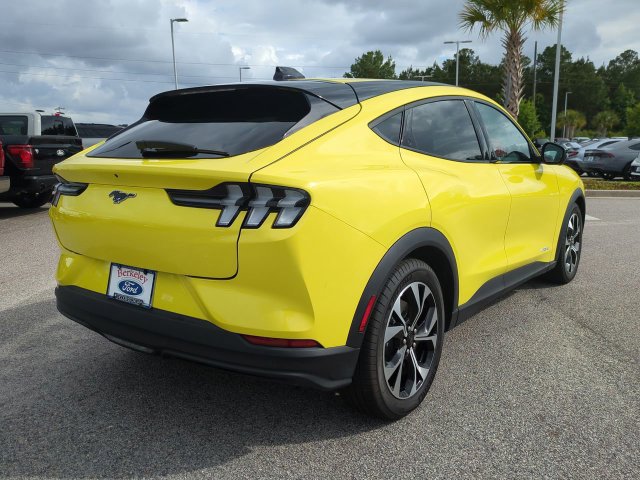 Used 2025 Ford Mustang Mach-E Select RWD image 4
