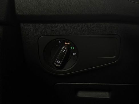 Used 2022 Volkswagen Tiguan SE R-Line image 30