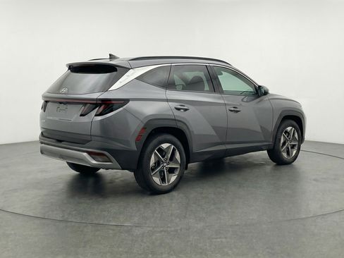 Used 2025 Hyundai Tucson SEL AWD/4WD image 9