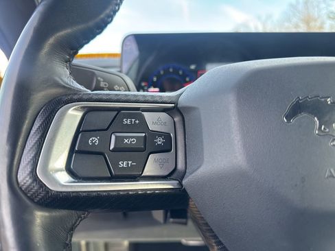 Used 2024 Ford Mustang Premium image 17