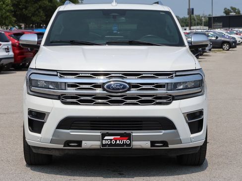Used 2023 Ford Expedition Platinum AWD/4WD image 2