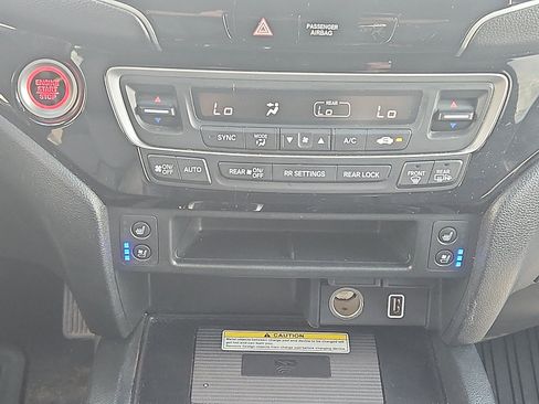Used 2023 Honda Passport Elite image 18