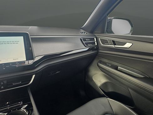 New 2026 Volkswagen Atlas Cross Sport SEL Premium R-Line image 20