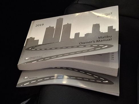 Used 2019 Chevrolet Malibu Premier image 26