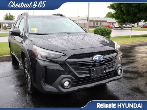 Used 2024 Subaru Outback Onyx Edition AWD/4WD image 2