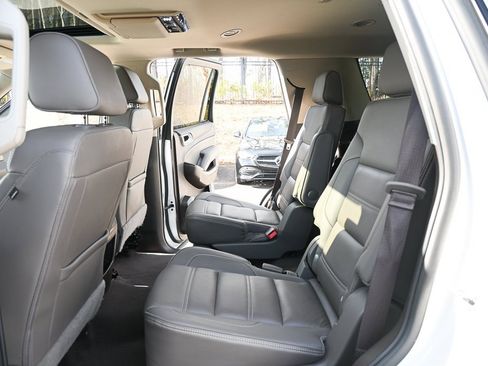 Used 2019 GMC Yukon Denali w/ Open Road Package image 17