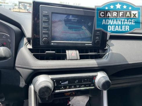 Used 2022 Toyota RAV4 LE FWD image 2