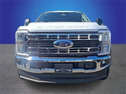 New 2026 Ford F450 XL image 2