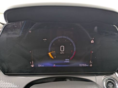 Used 2025 Chevrolet Trax ACTIV w/ Sunroof Package image 16