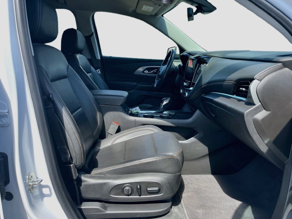 Used 2021 Chevrolet Traverse RS FWD image 29