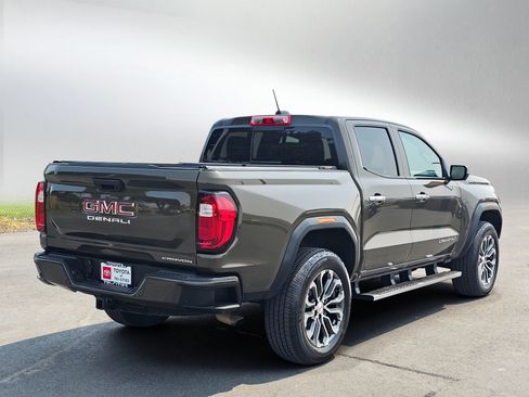 Used 2023 GMC Canyon Denali AWD/4WD image 5
