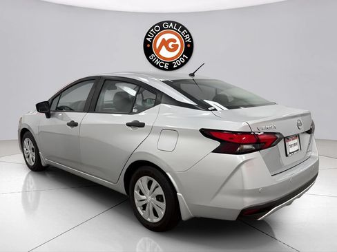 Used 2024 Nissan Versa S w/ Trunk Package FWD image 5