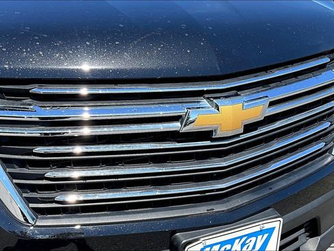 Used 2022 Chevrolet Traverse LT AWD/4WD image 24