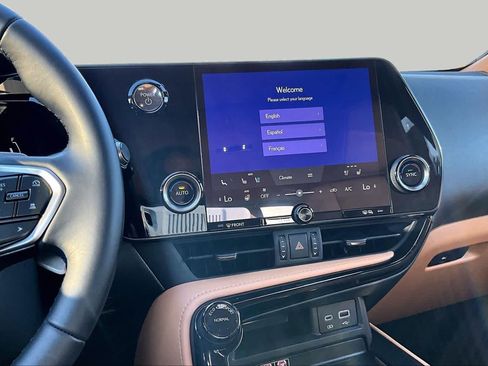 Used 2026 Lexus NX 350h AWD w/ Accessory Package (2T) image 6