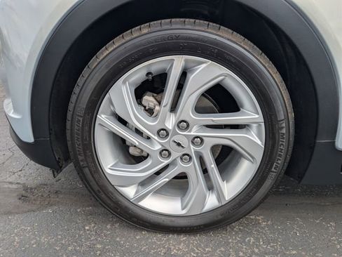 Used 2023 Chevrolet Bolt LT w/ Driver Confidence Package FWD image 27