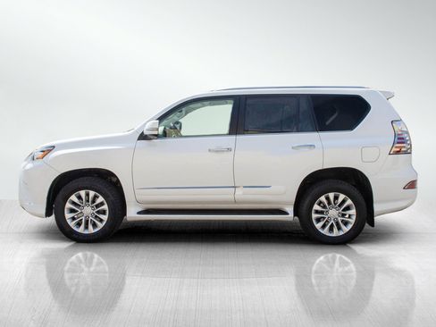 Used 2016 Lexus GX 460 w/ Premium Package AWD/4WD image 2