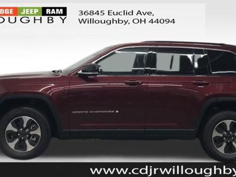 New 2025 Jeep Grand Cherokee Limited 4xe image 6