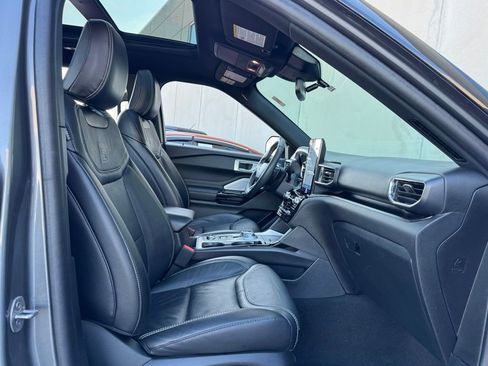 Used 2024 Ford Explorer ST w/ Equipment Group 401A image 27