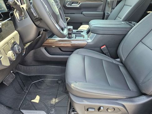 New 2026 Chevrolet Silverado 1500 RST w/ Redline Edition RWD image 21