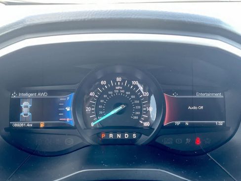 Used 2018 Ford Edge SEL w/ Equipment Group 201A image 25