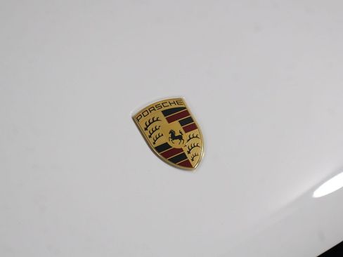 Certified 2026 Porsche Macan AWD/4WD image 29