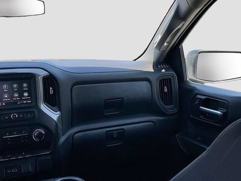 Used 2025 Chevrolet Silverado 1500 Custom w/ Turbomax Blackout Package AWD/4WD image 21
