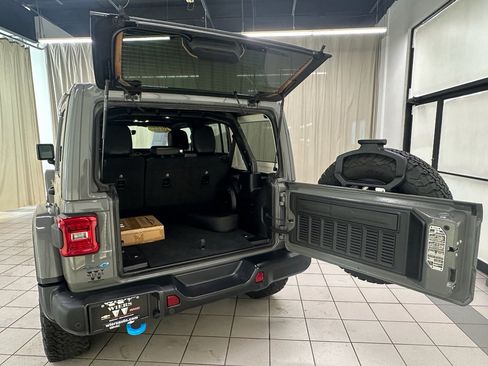 Used 2022 Jeep Wrangler Unlimited Rubicon 4xe w/ Steel Bumper Group image 8