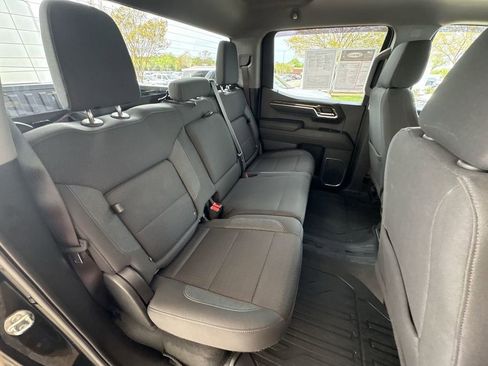 Certified 2022 GMC Sierra 1500 Elevation w/ LPO, Elevation Black Package AWD/4WD image 27