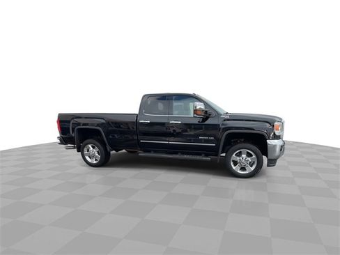 Certified 2016 GMC Sierra 2500 SLT w/ Driver Alert Package image 9