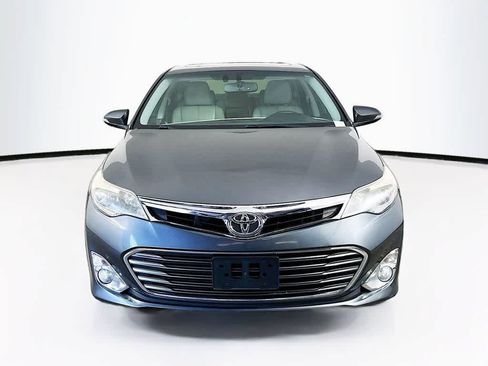 Used 2013 Toyota Avalon Limited FWD image 6
