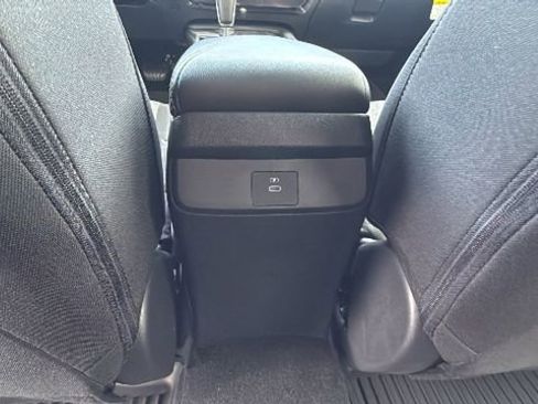 New 2026 Nissan Sentra SV FWD image 25