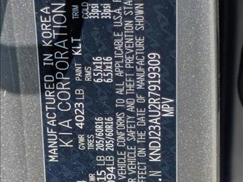 Used 2024 Kia Soul LX w/ Option Group 015 FWD image 17