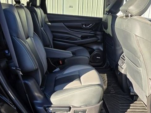 Used 2024 Subaru Ascent Onyx Edition Limited w/ Popular Package Onyx image 17