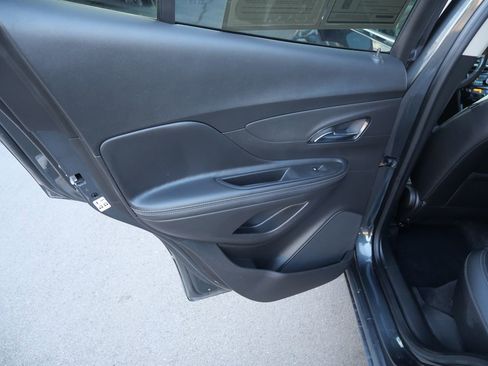 Used 2018 Buick Encore Preferred image 17