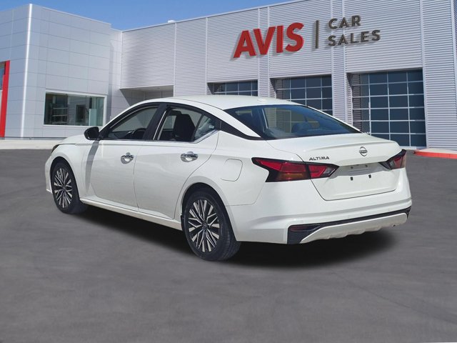 Used 2025 Nissan Altima 2.5 SV FWD image 9