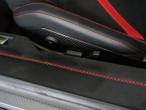 Used 2021 Lamborghini Aventador SVJ image 24