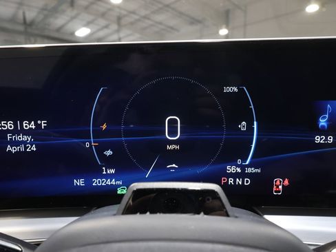 Certified 2025 Cadillac Lyriq Luxury AWD/4WD image 11
