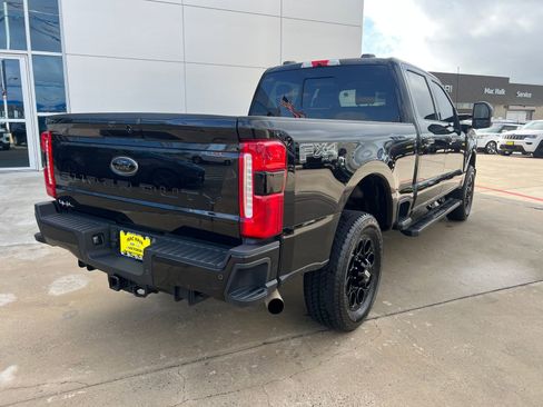 Used 2024 Ford F250 XLT w/ Black Appearance Package AWD/4WD image 3