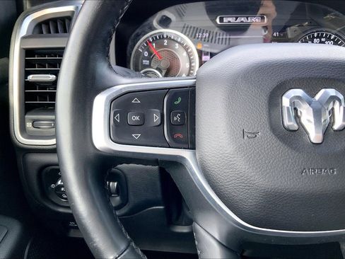 Used 2019 RAM 1500 Big Horn image 22