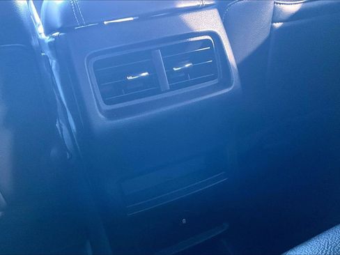 Certified 2024 Ford Edge ST image 33