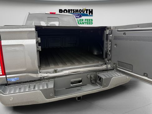 Used 2025 Ford F150 Platinum w/ FX4 Off-Road Package AWD/4WD image 19