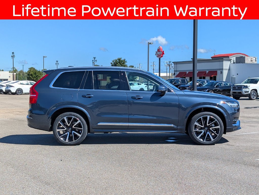 Used 2023 Volvo XC90 B5 Plus AWD/4WD image 8