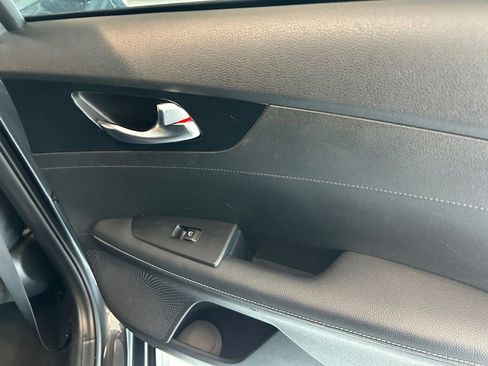 Used 2023 Kia Forte GT-Line w/ GT-Line Technology Package FWD image 21