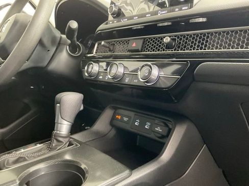 Used 2019 Honda Accord Sport image 15