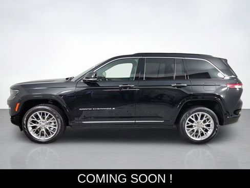 Used 2024 Jeep Grand Cherokee Summit w/ Adv Protech Group IV image 6