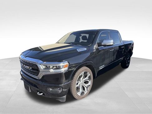 Used 2022 RAM 1500 Limited w/ Body Color Bumper Group image 4