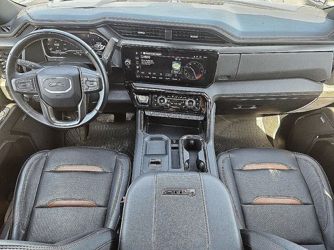 Used 2024 GMC Sierra 2500 AT4 w/ AT4 Premium Plus Package AWD/4WD image 20