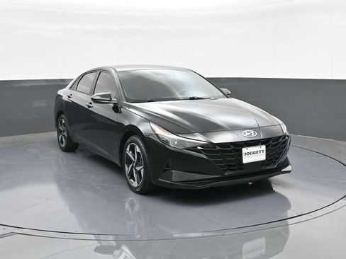 Used 2023 Hyundai Elantra SEL w/ Convenience Package FWD image 22
